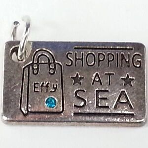 Effy 24 inch necklace “Shopping at Sea” with small blue stone. Claw latch. NWT